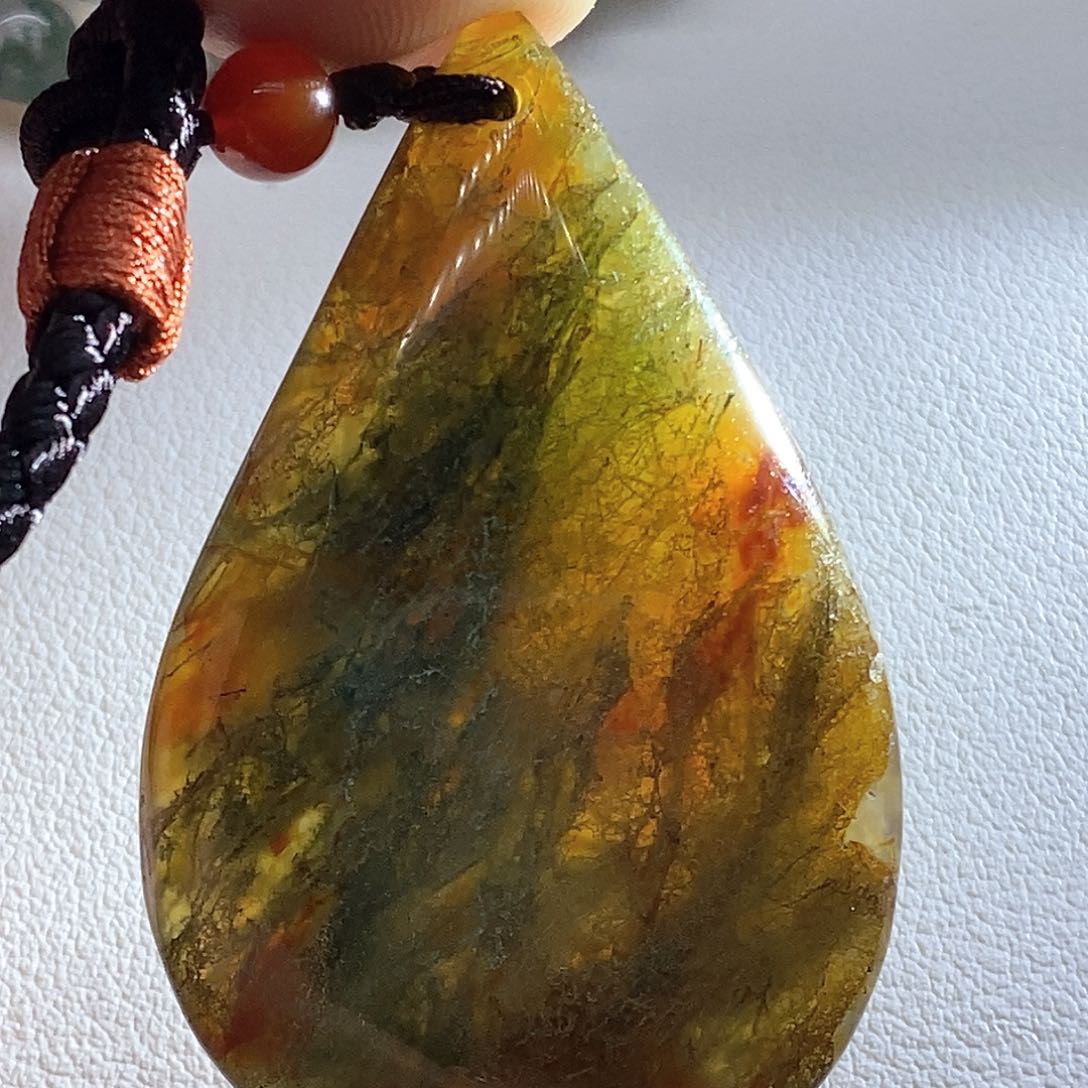 未镶嵌颈饰玛瑙/玉髓王*春