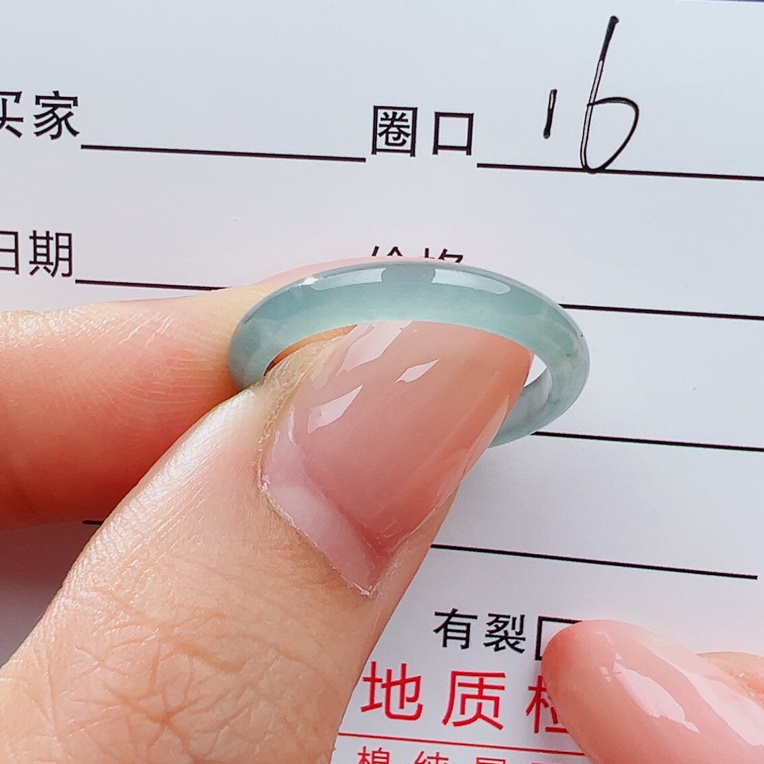 翡翠未镶嵌戒指戒指
