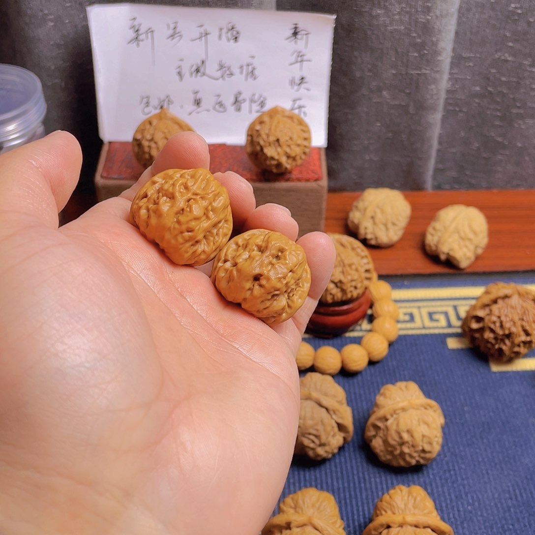 文玩核桃吊坠一****蛤蟆头