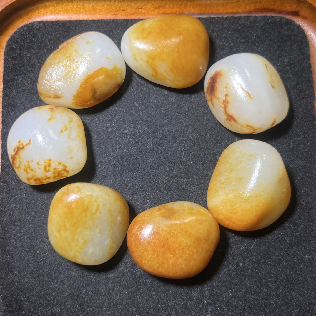 新疆和田玉籽手串125克