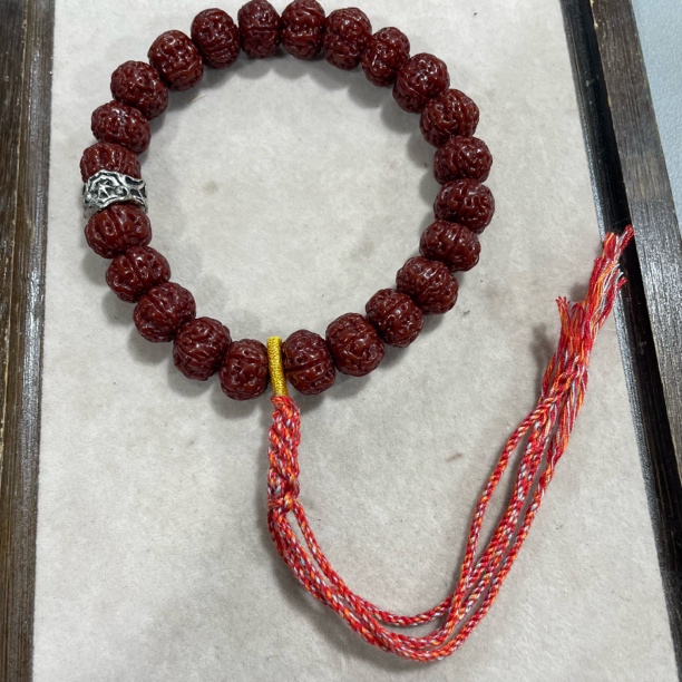 B739玉化小金刚蜂窝龙纹流苏款（桩型 底色 颗数 多样性发其一）