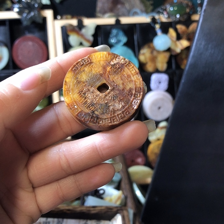 岫玉未镶嵌岫玉挂件