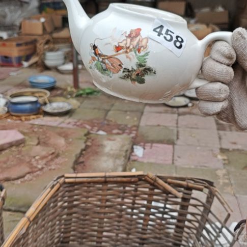 库存瓷片多孔茶壶