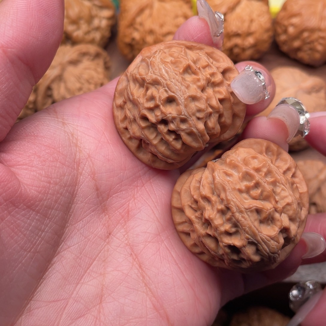 文玩核桃吊坠全品桃心宫灯37