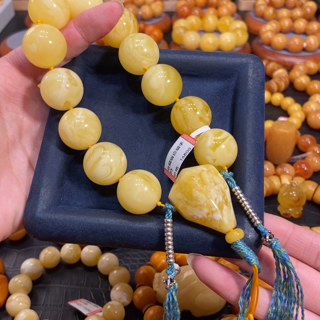 蜜蜡颈饰未镶嵌蜜蜡