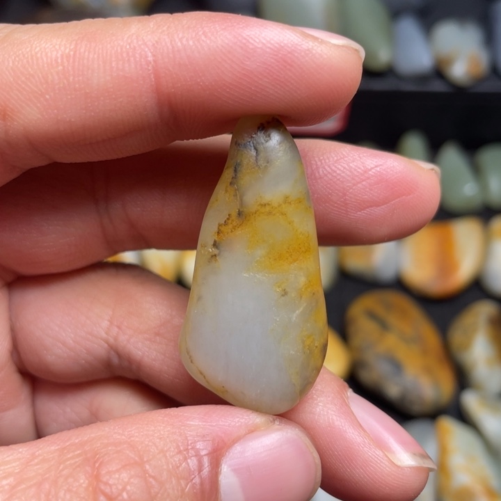 和田玉未镶嵌挂件20