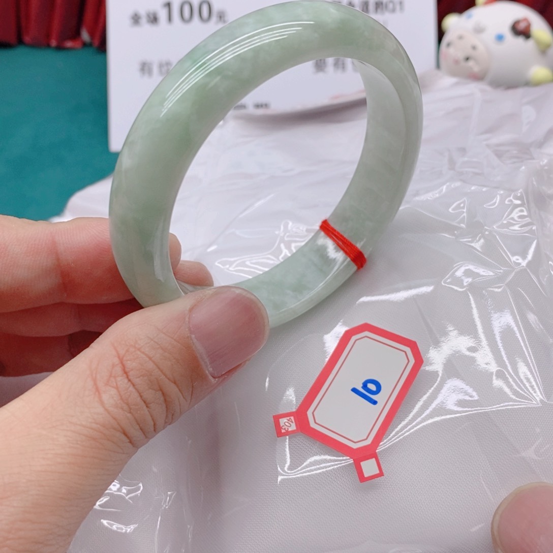 翡翠手镯未镶嵌用****31000000000