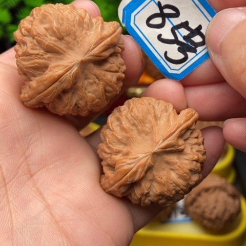 文玩核桃吊坠超*草核王39