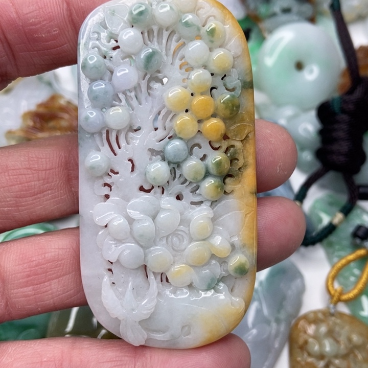 定制翡翠未镶嵌翡翠