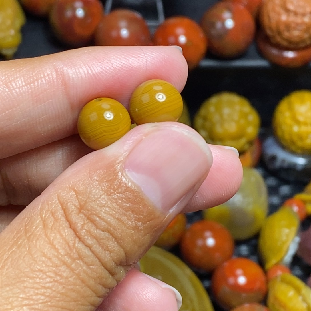 玛瑙/玉髓未镶嵌战国红遇***草