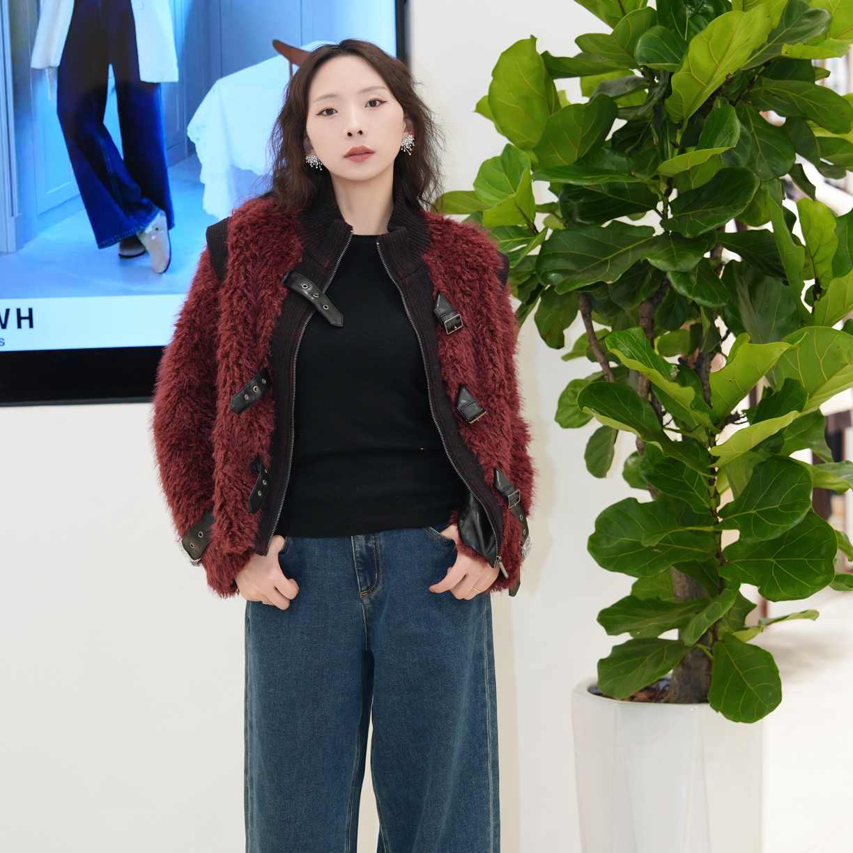 Uhot 拼接皮扣毛绒外套