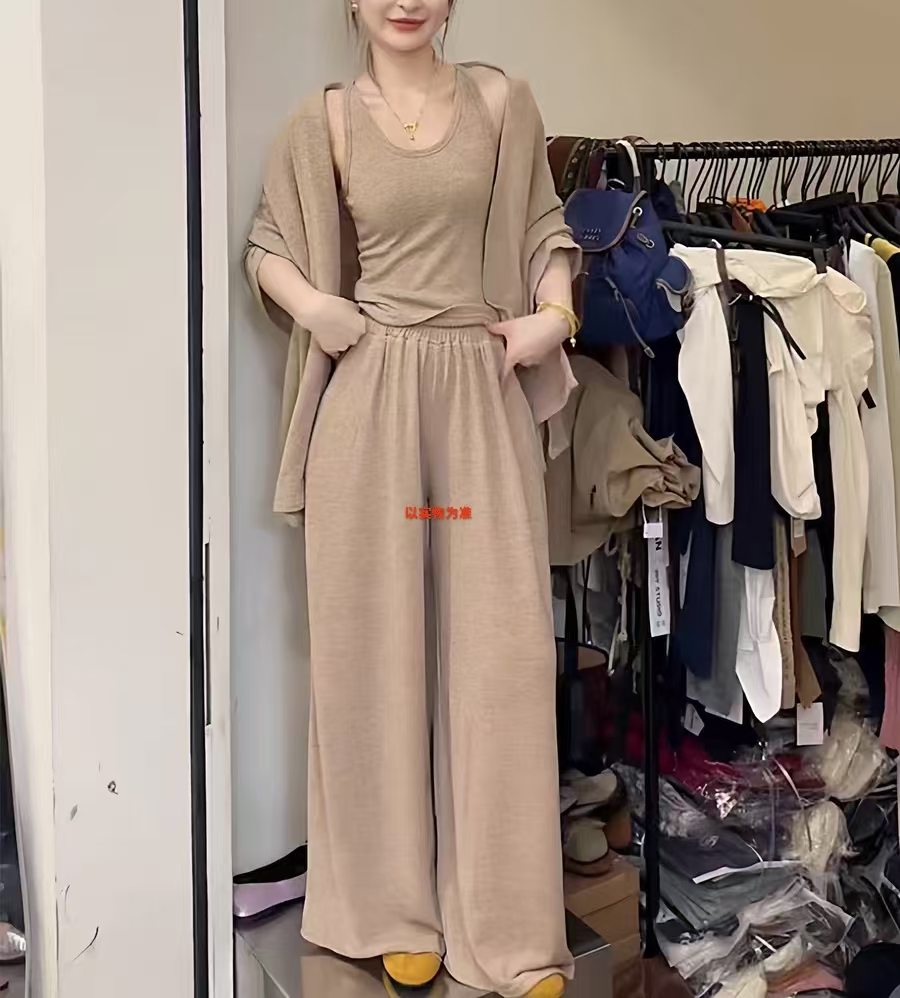 三件套法式针织慵懒风显瘦名媛风宽松时尚套装气质吊带背心长裤