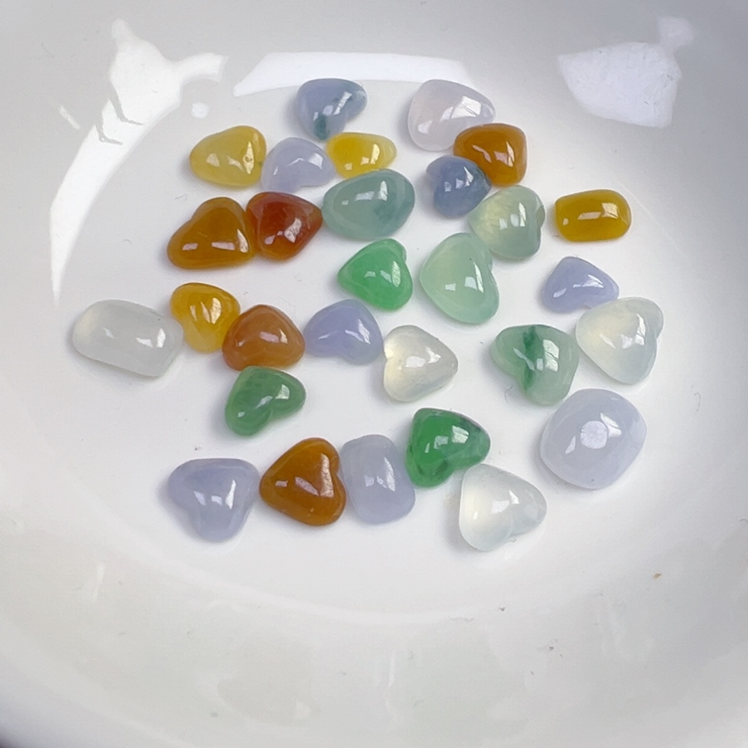 翡翠散珠爱心一颗