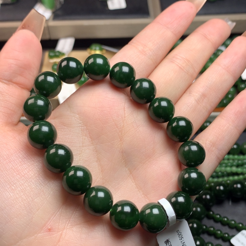 【闪购商品】和田玉（碧玉）手串未镶嵌绪*