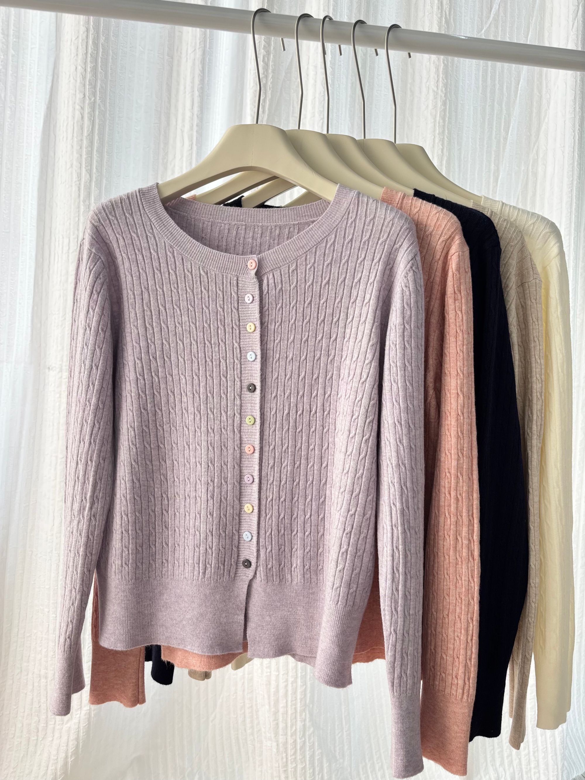 批发清仓孤品甩卖针织衫圆领开衫