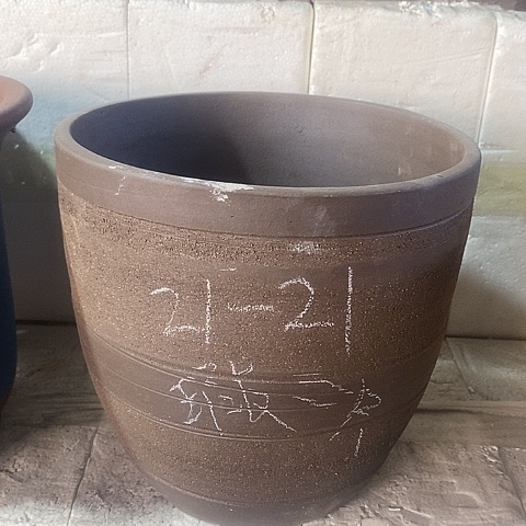 紫砂中国宜兴紫砂花盆，