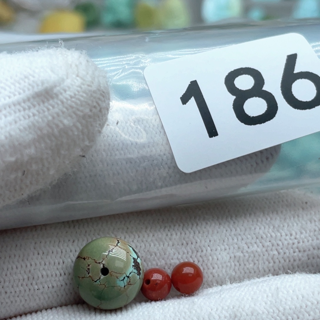 南红玛瑙未镶嵌珠宝奇石