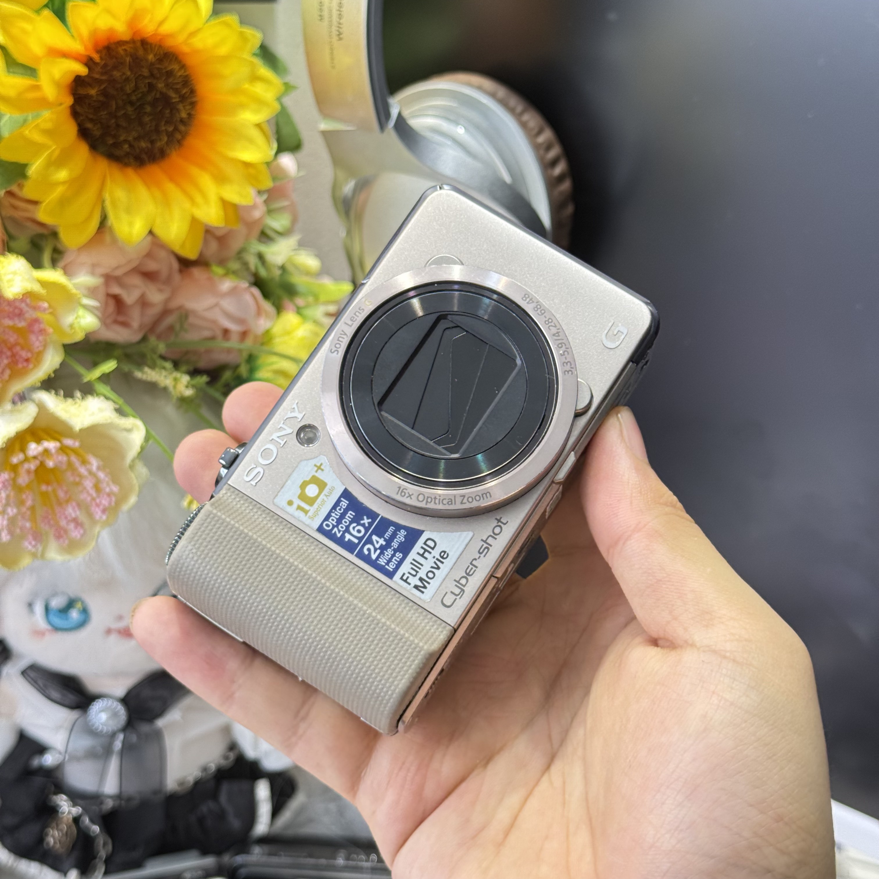9新 Sony/索尼 索尼hx9小长焦色彩感好胶片感滤镜多带配件