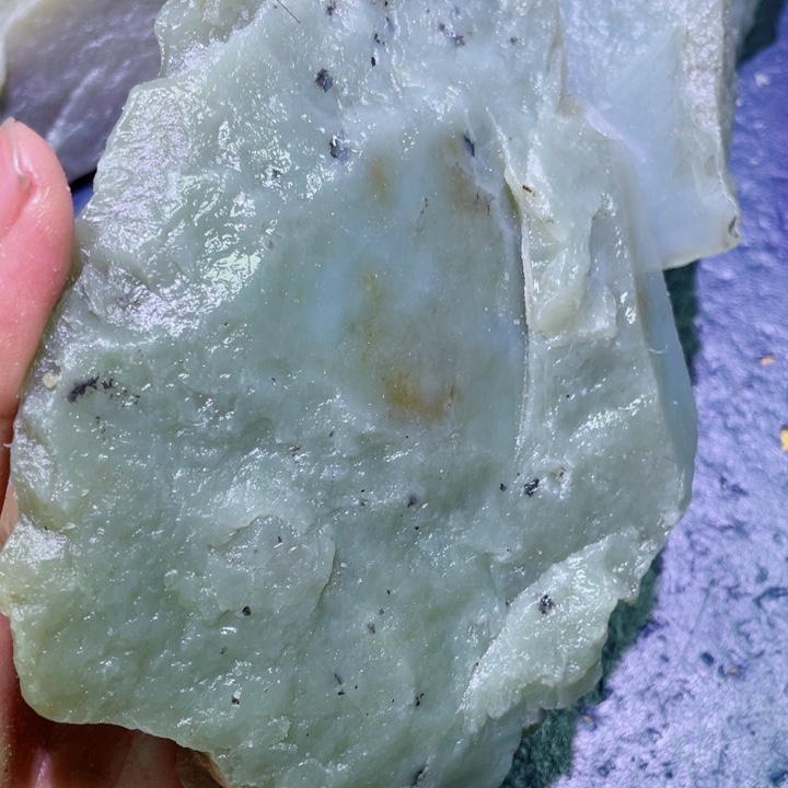 和田玉未镶嵌珠宝半成品