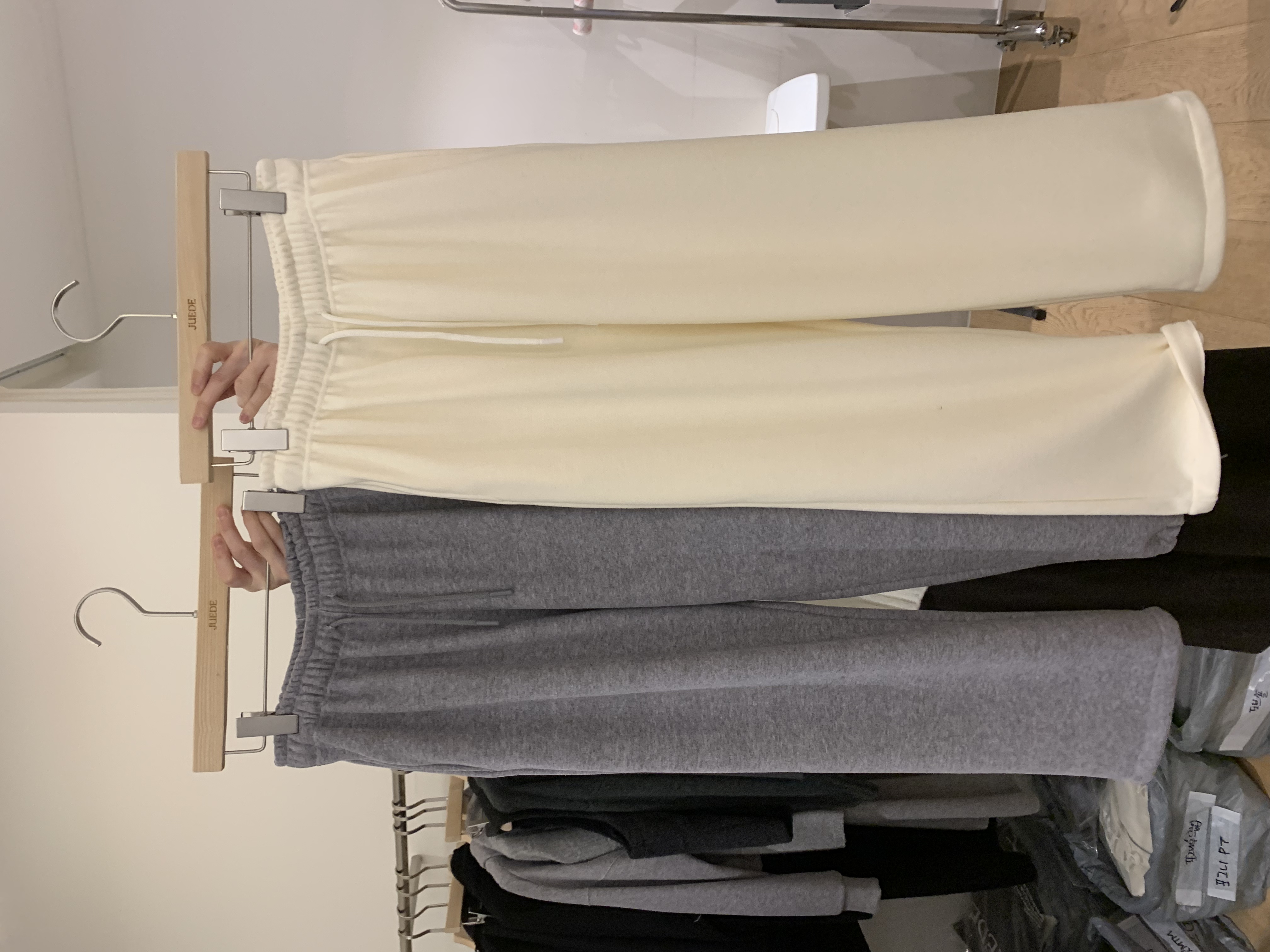 【小晴】东大门JUEDE家软糯舒服松紧腰可抽绳直筒卫裤 NO退NO换!!!