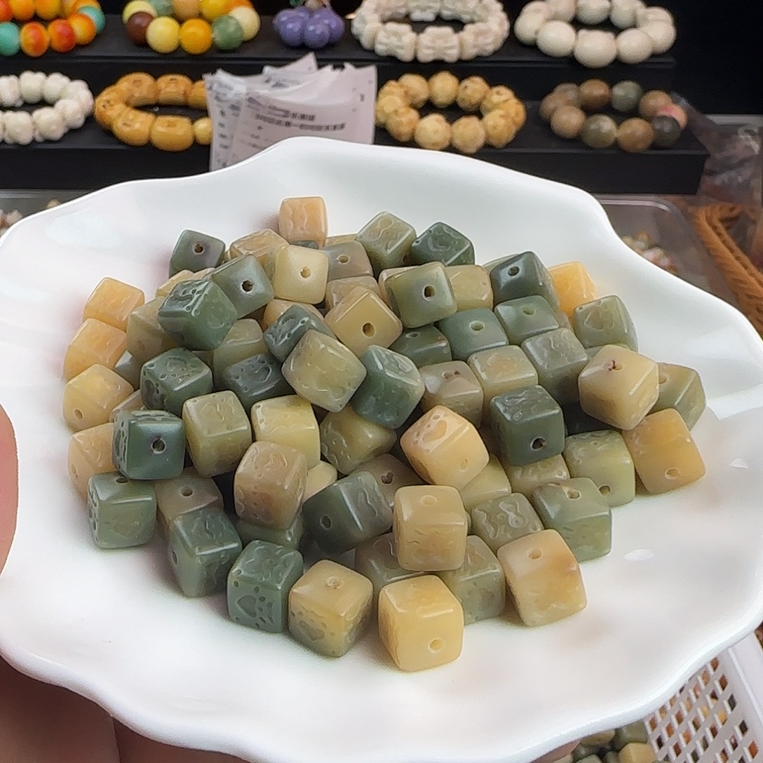 手串菩提根/象牙果瑕疵卡11绿色喜怒哀乐50颗