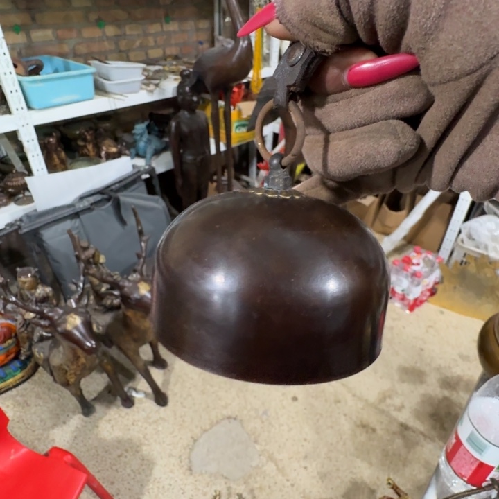 卫***李铜器物品理性消费