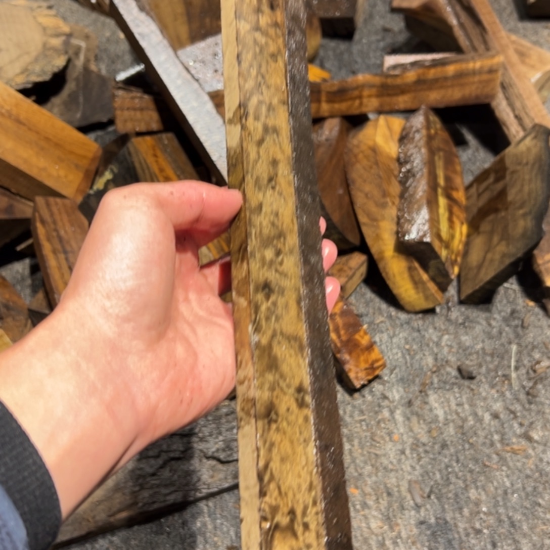 冯***e阴沉木金丝楠阴沉木原材料