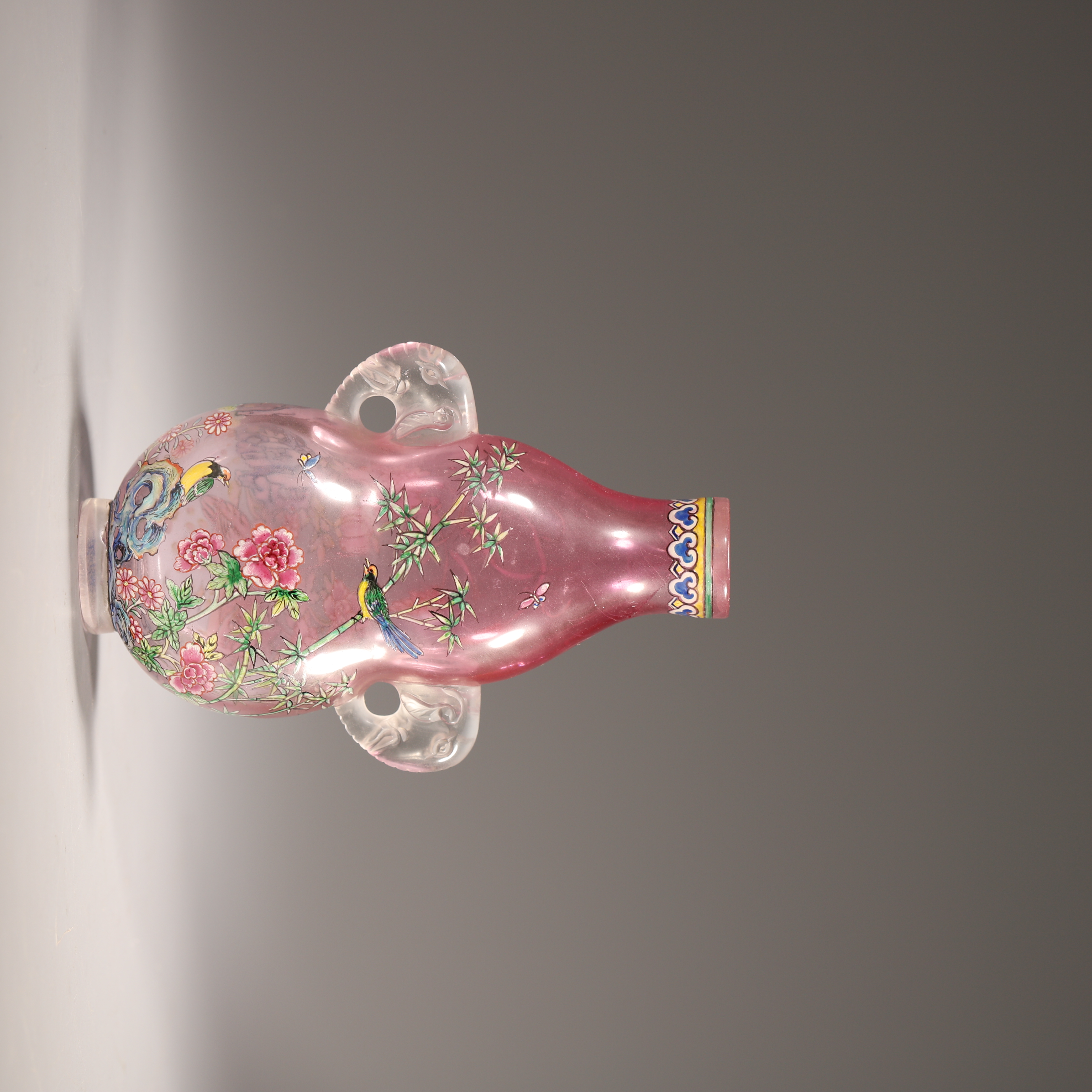 Lot05清代 料器珐琅彩安居乐业双象耳葫芦摆件