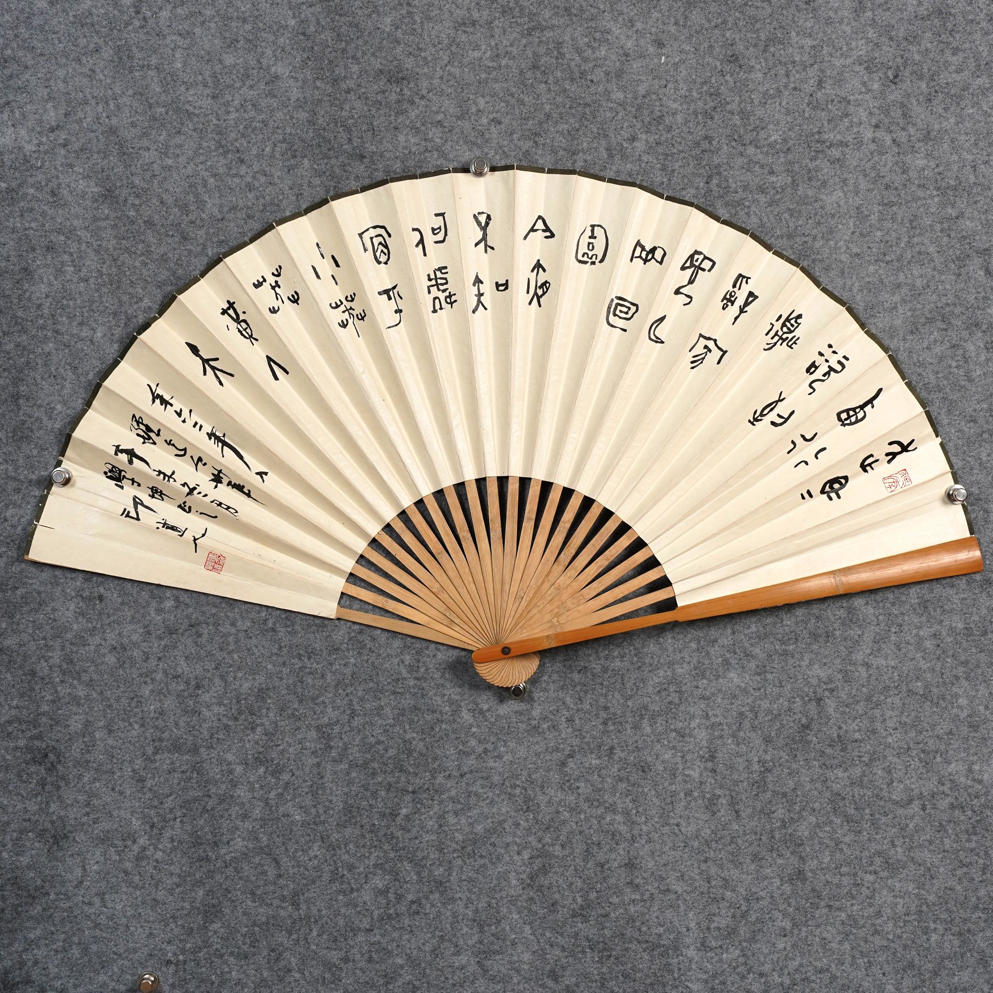 傅嘉仪、黔山《走马西来欲到天》成扇约4.2平尺120x39cm