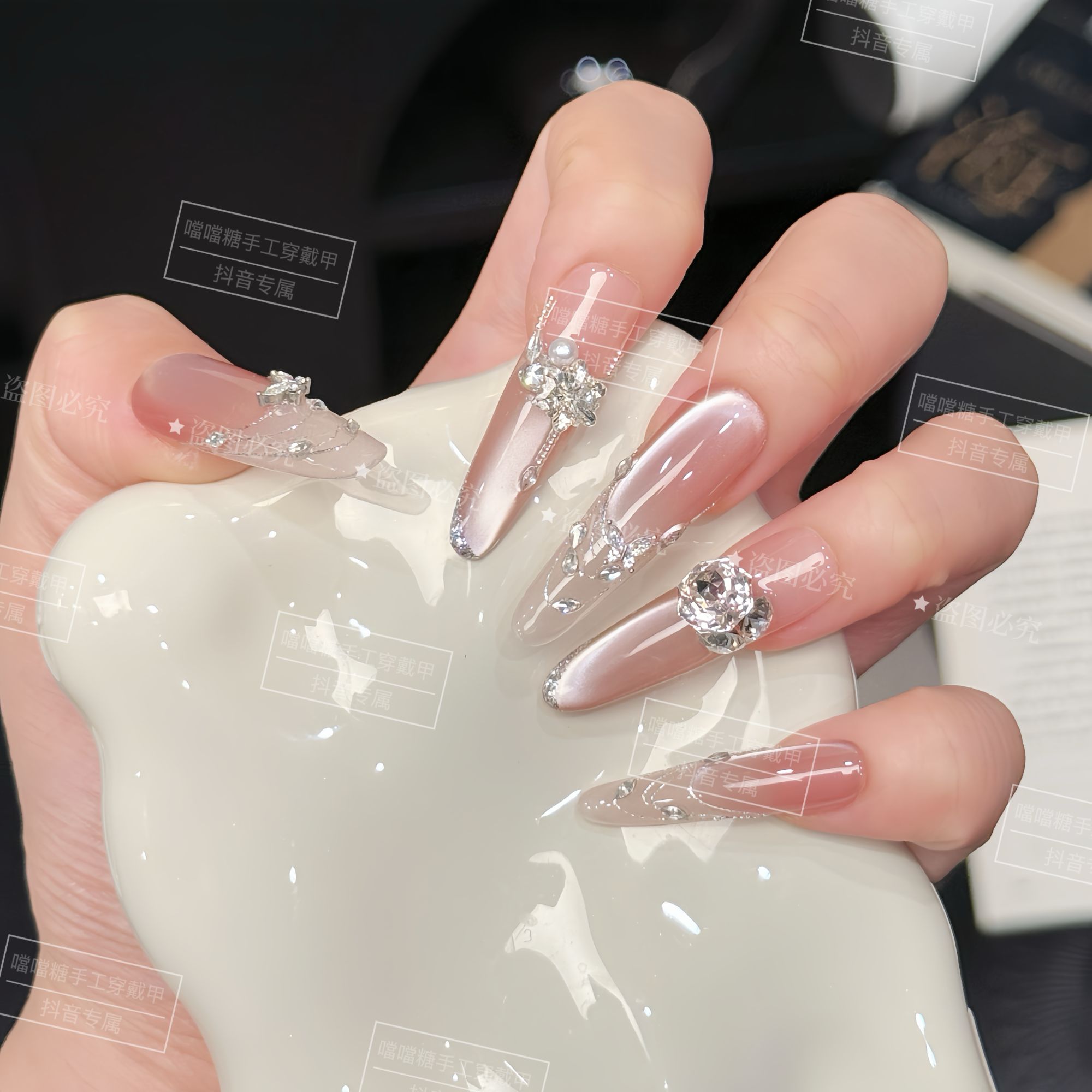 【荔枝玫瑰】高定新款锆石玫瑰切猫眼纯手工显白气质百搭穿戴甲