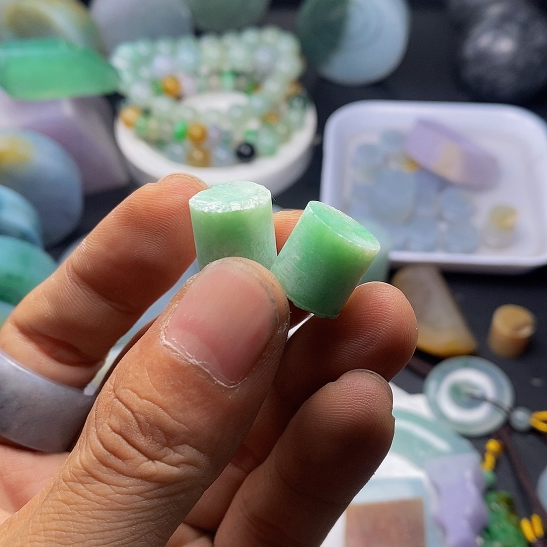 定制翡翠未镶嵌定制