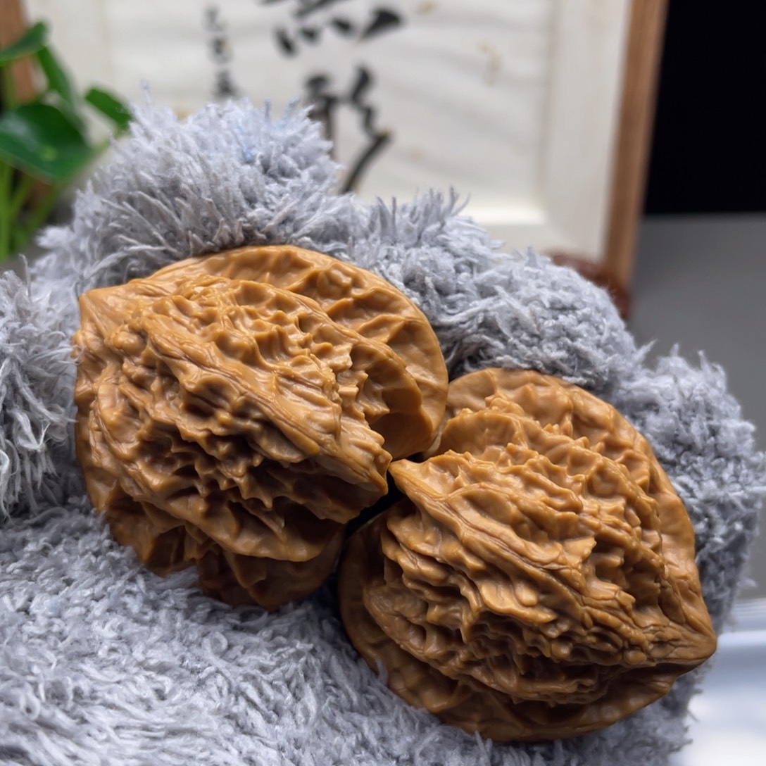 就***8吊坠文玩核桃平谷血灯笼