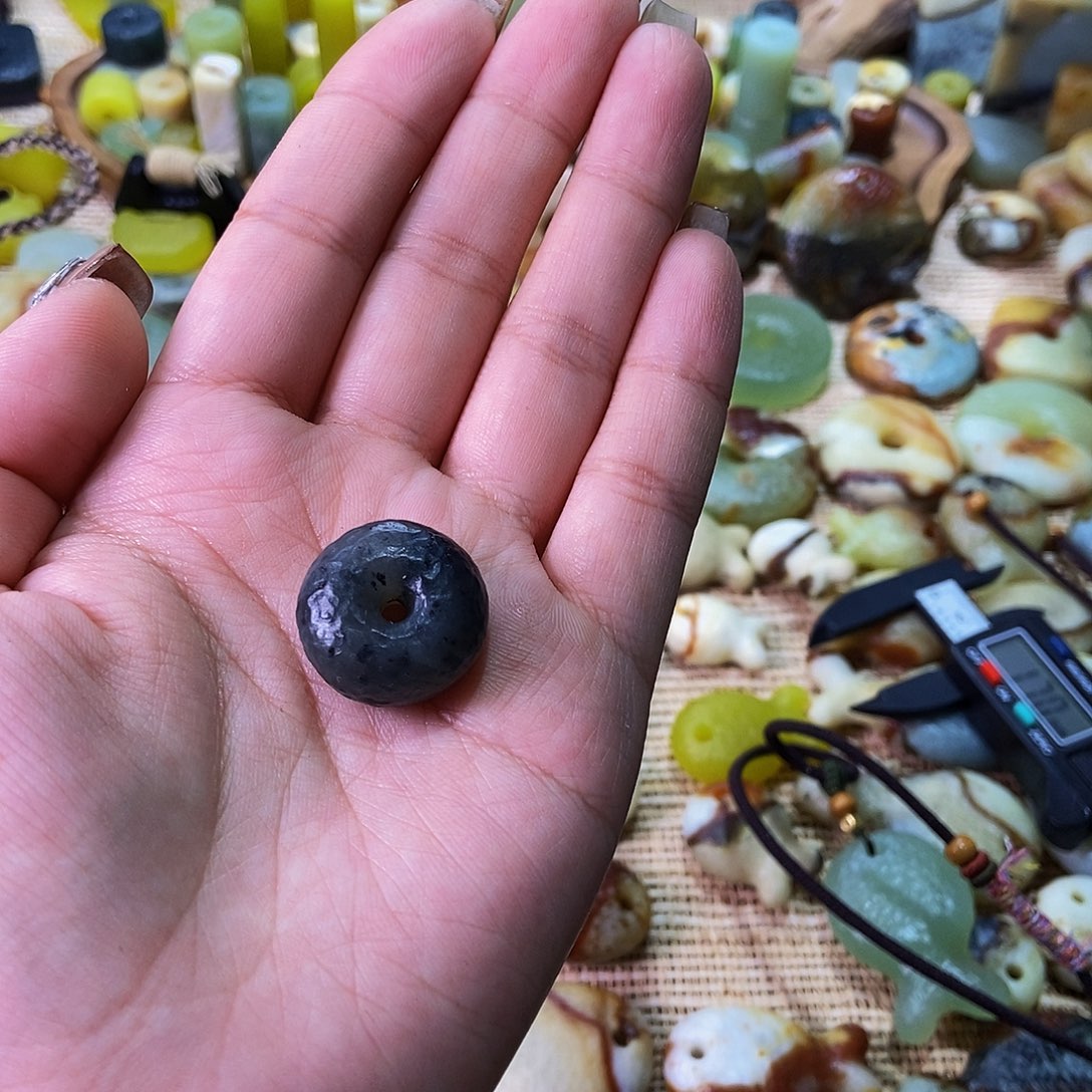 未镶嵌蛇纹石玉挂件@***！