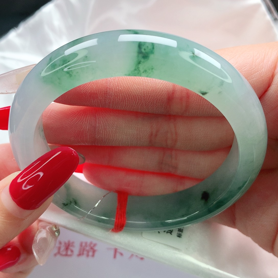 未镶嵌手镯翡翠57圈