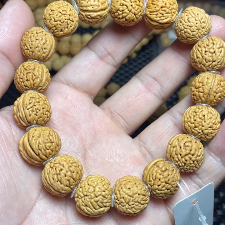 ****古核桃文玩桃核手串