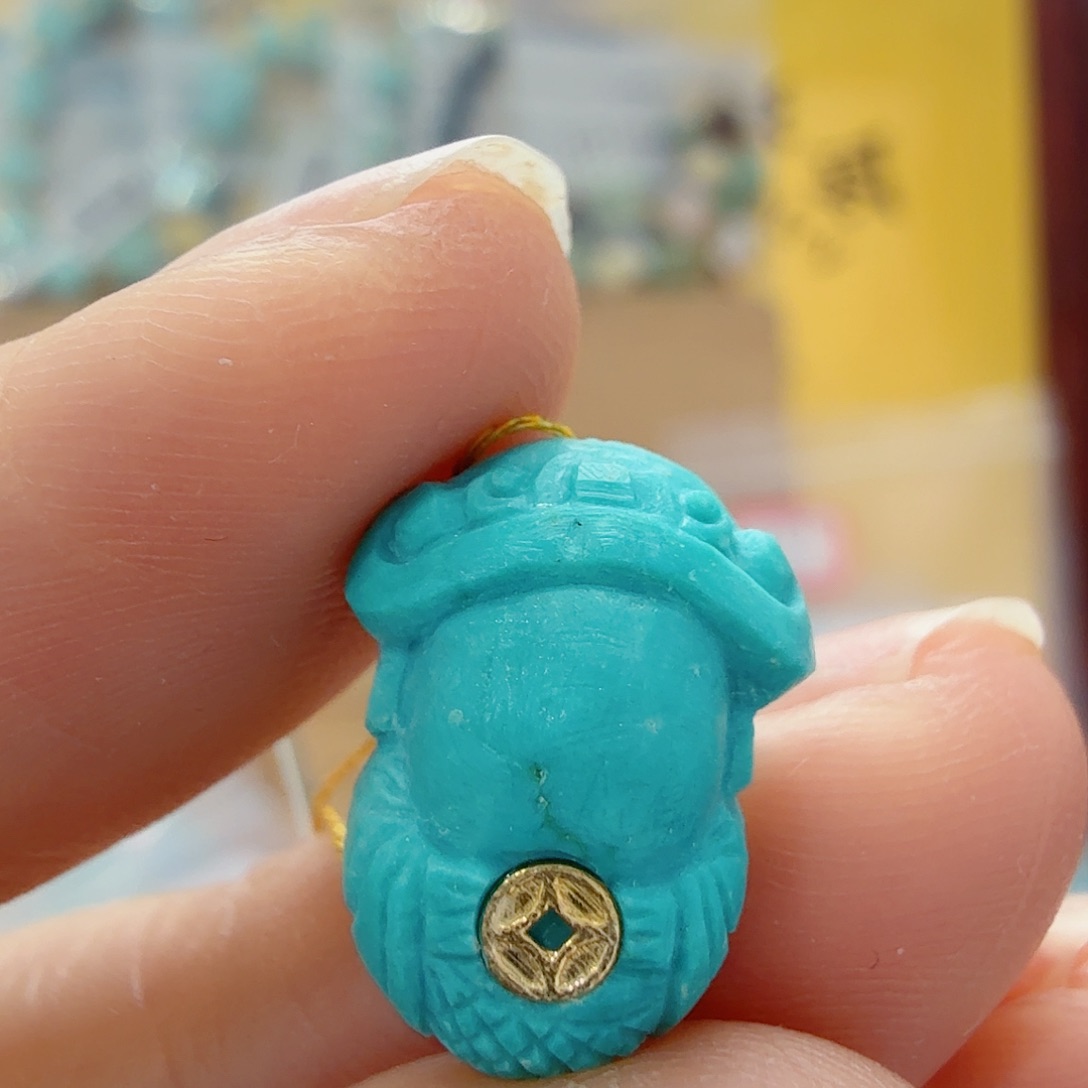 绿松石未镶嵌珠宝奇石