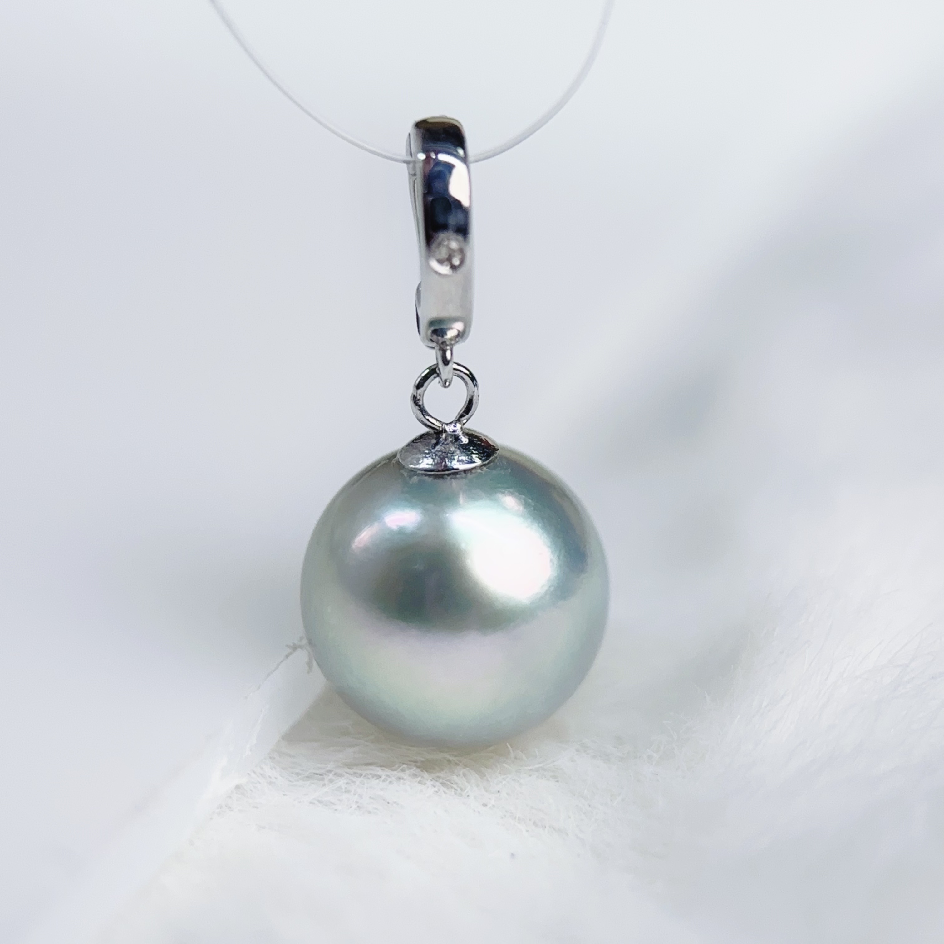 18K金海水灰珠吊坠9MM Y1027