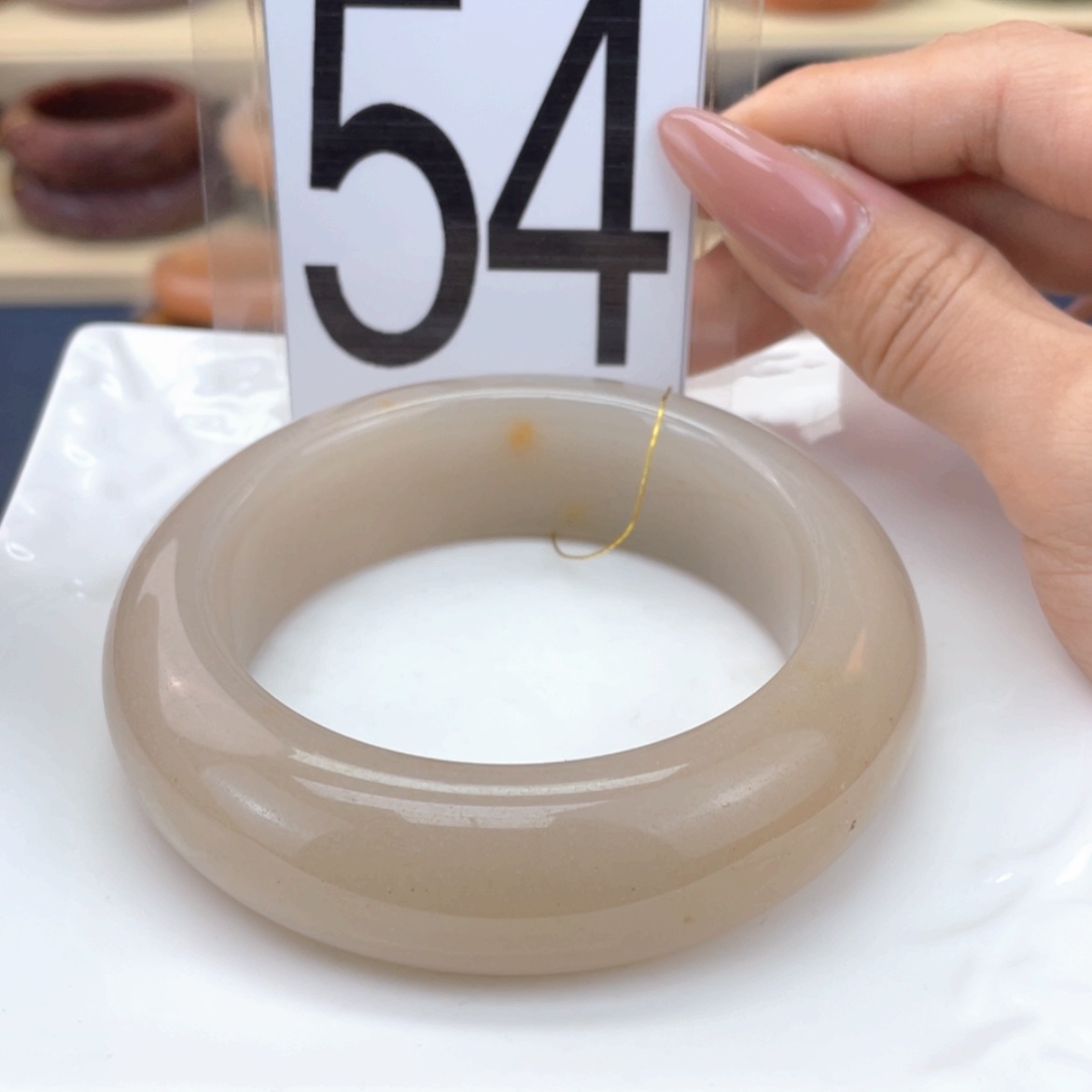 【闪购商品】石英质玉手镯未镶嵌