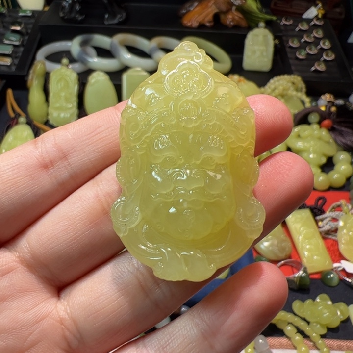 和田玉（黄玉）颈饰未镶嵌