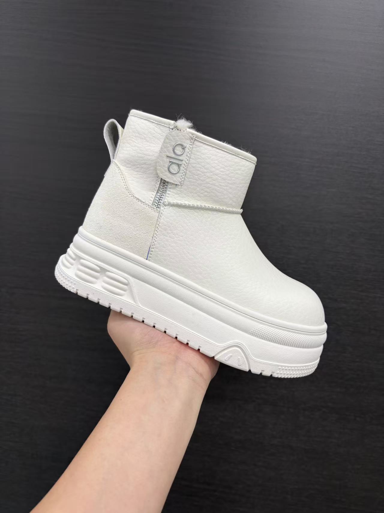 7CM厚底高帮鞋保暖短筒潮流女鞋时尚雪地靴圆头时尚侧拉链