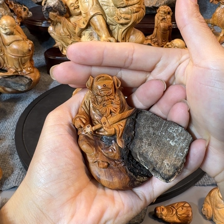 崖柏摆件手把件等