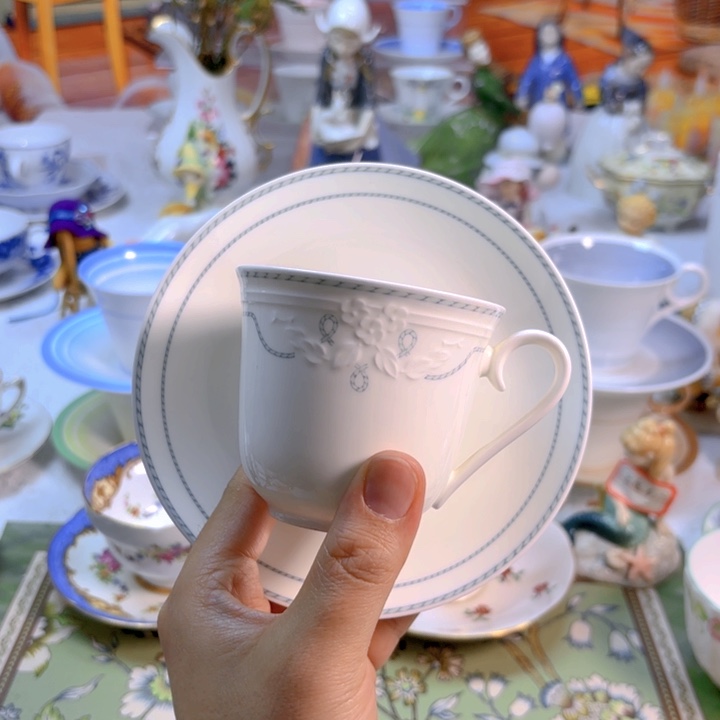摆件欧洲中古瓷器好看冲鸭！