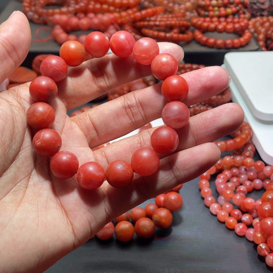 南红玛瑙手链未镶嵌