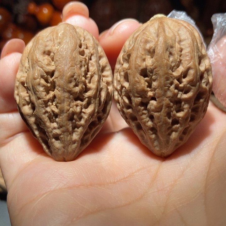 把件文玩核桃东北楸子小雪54