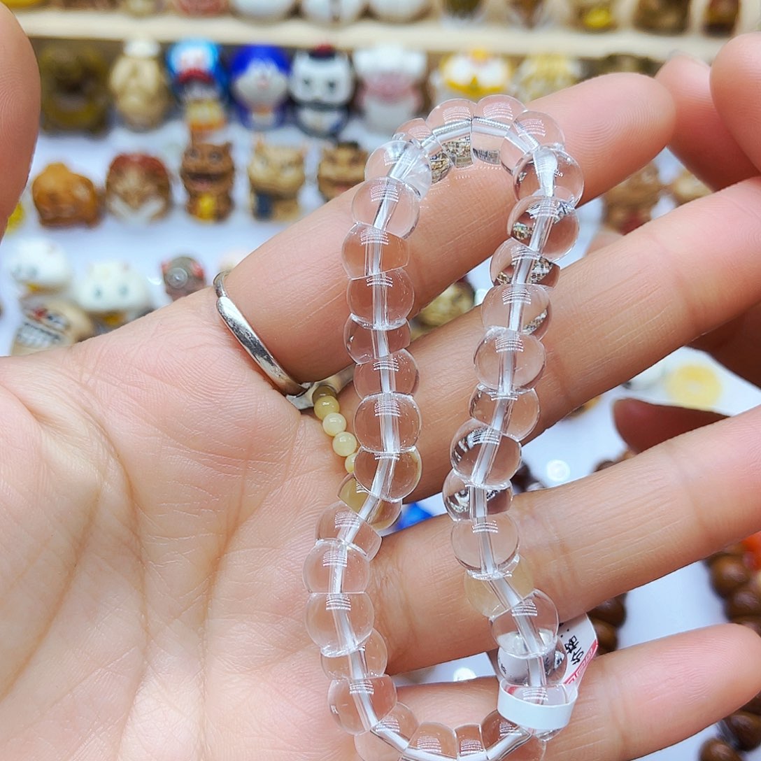 树脂制品手工打磨配饰