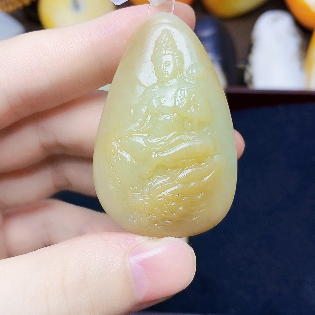 和田玉未镶嵌挂件一**尘