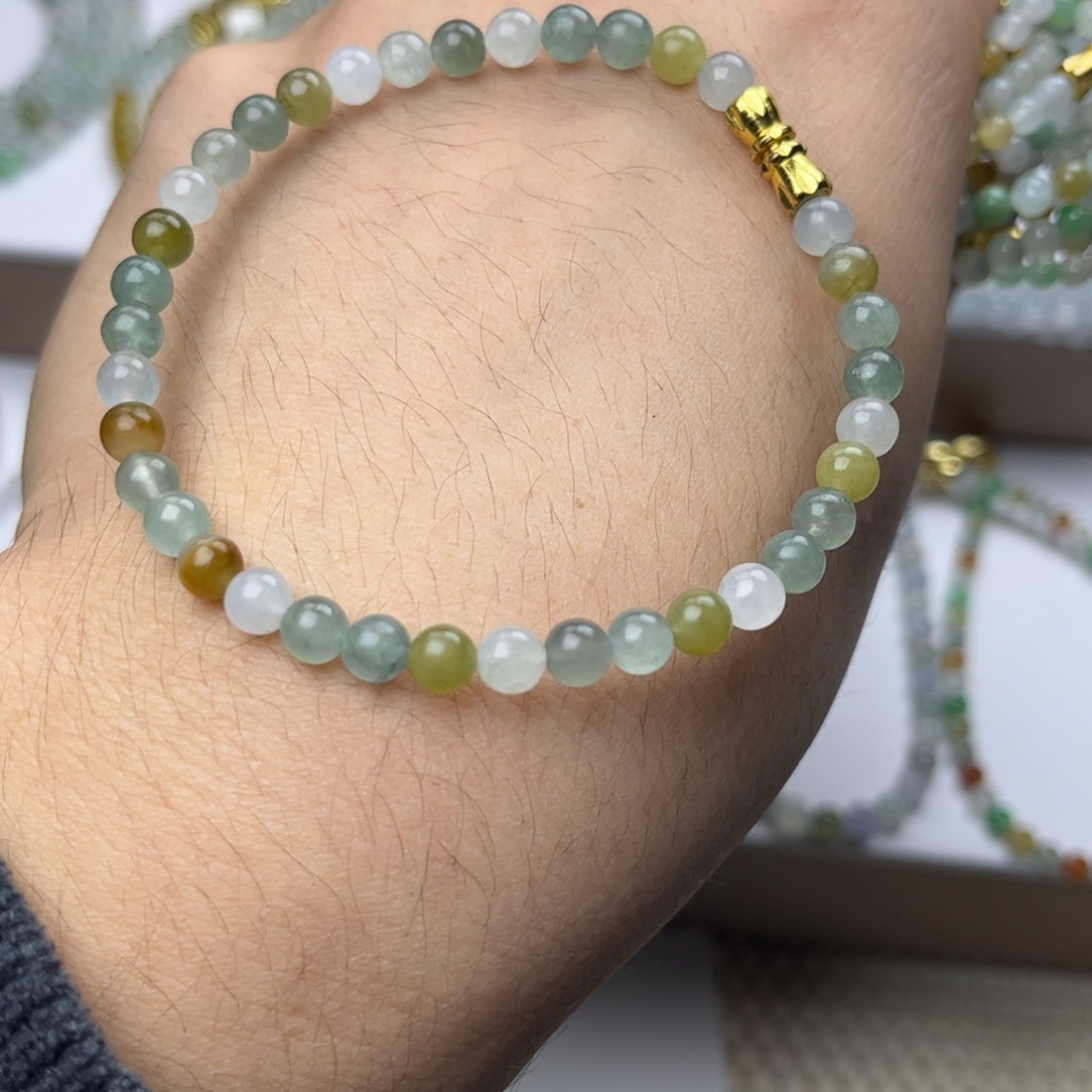 翡翠未镶嵌颈饰122