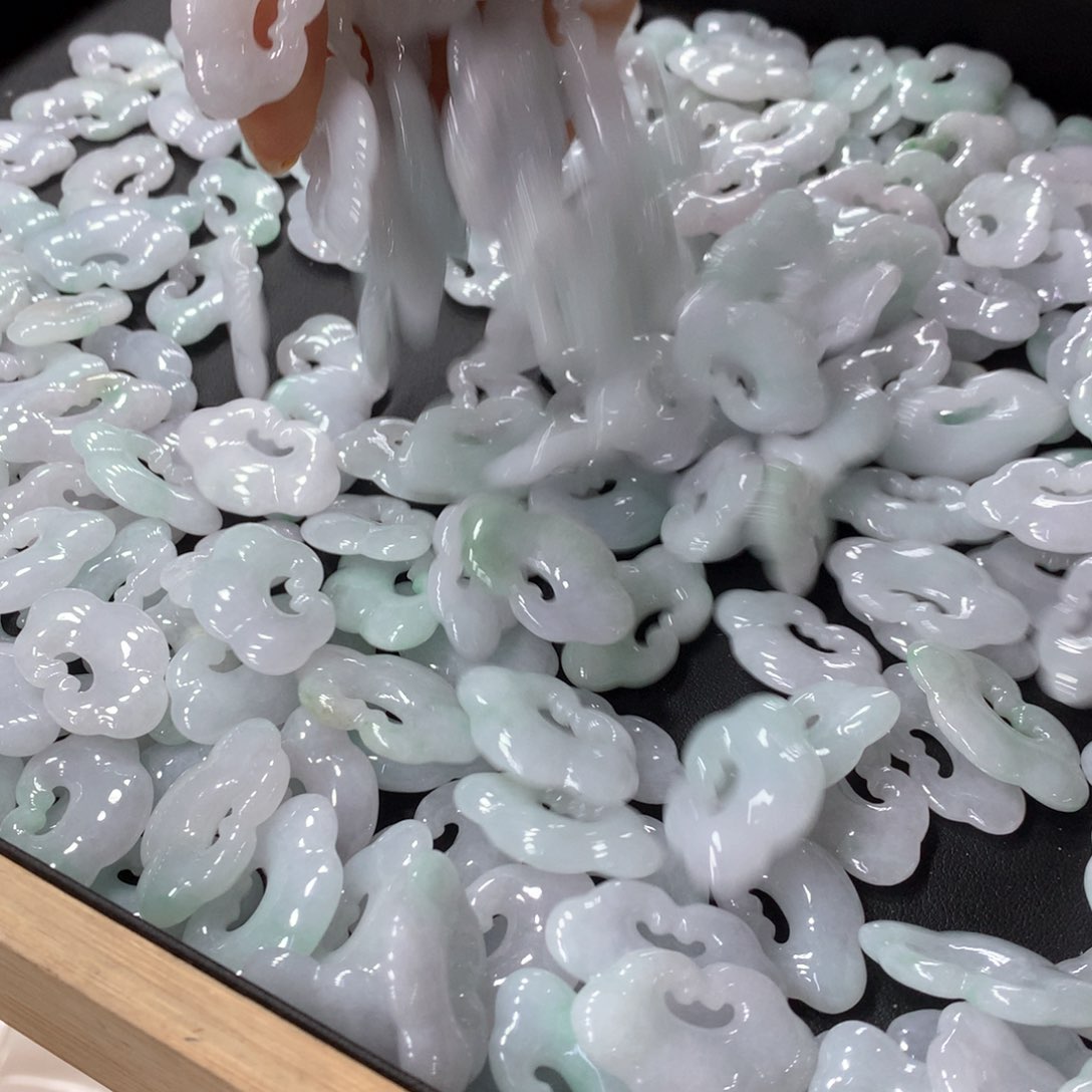 颈饰未镶嵌翡翠多样性发1