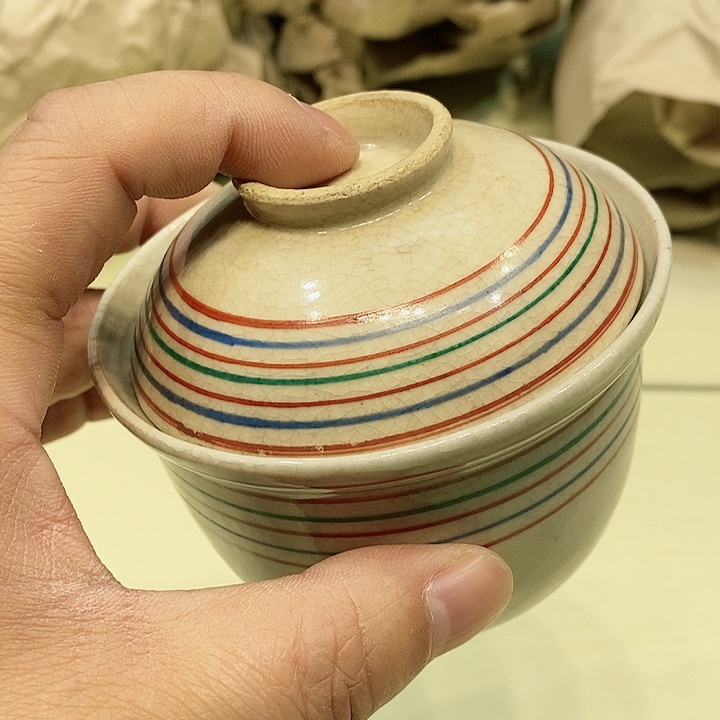 茶具瓷器如图所示