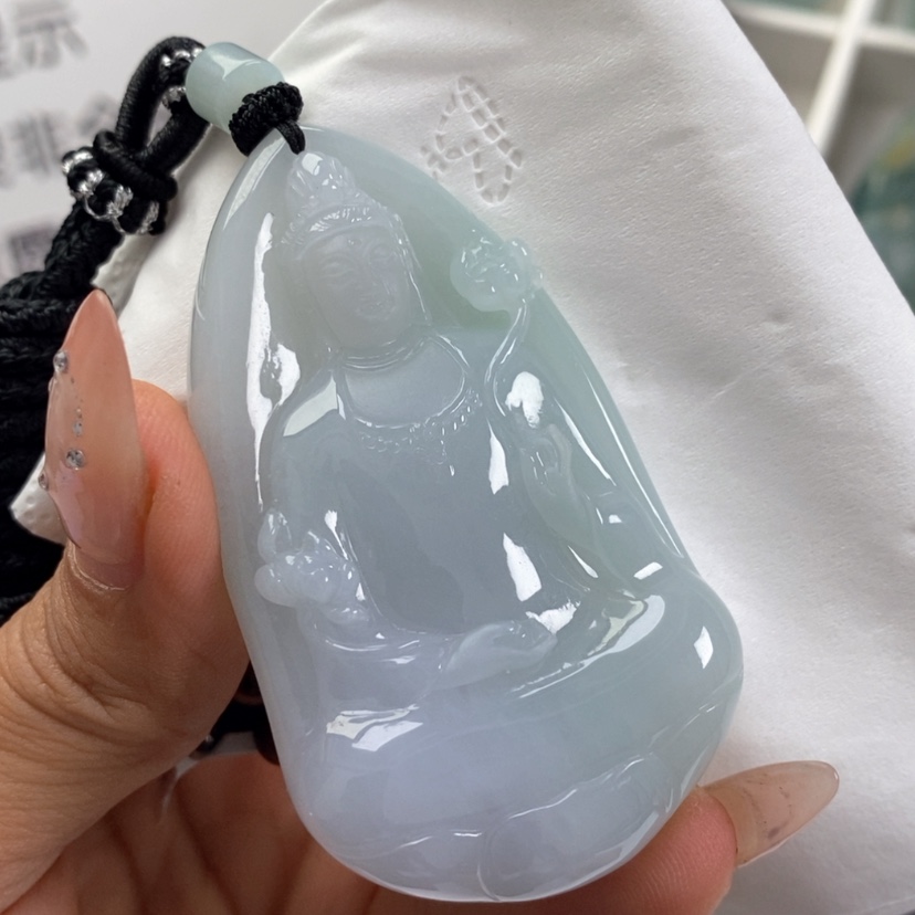 【闪购商品】颈饰未镶嵌翡翠翡翠